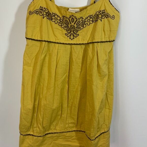 Twenty One Dresses & Skirts - Twenty One Embroidered Dress